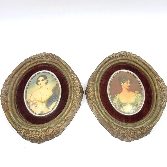𝅺2 Vintage Cameo Creation Wall Miniatures Of 18th Century Ladies - Picture 1 of 8